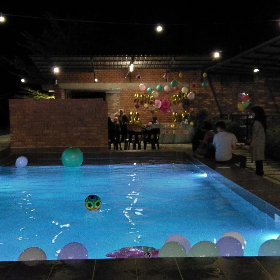 Petak Padin Cottage By The Pool, Kepala Batas  Esterno foto